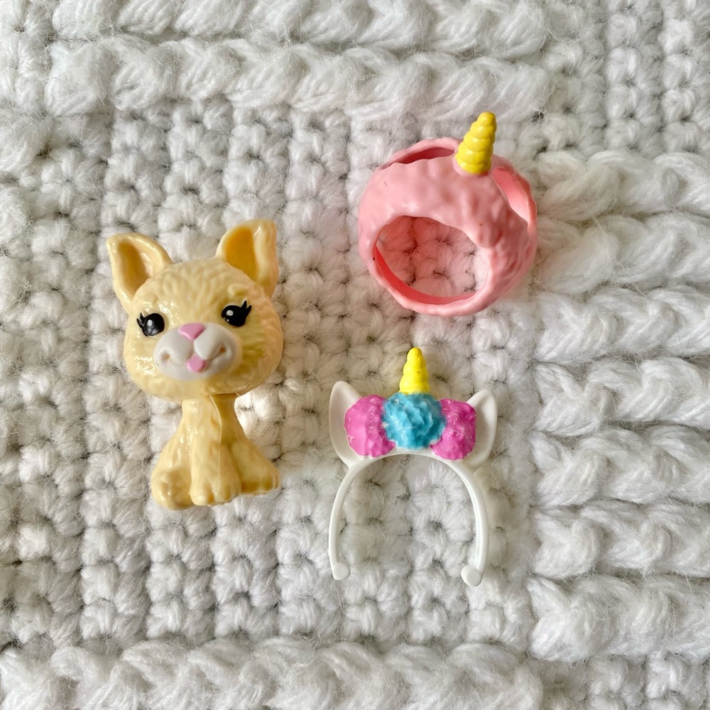 Barbie Club Chelsea Doll Unicorn Pieces cat, unicorn hat and Barbie Headband